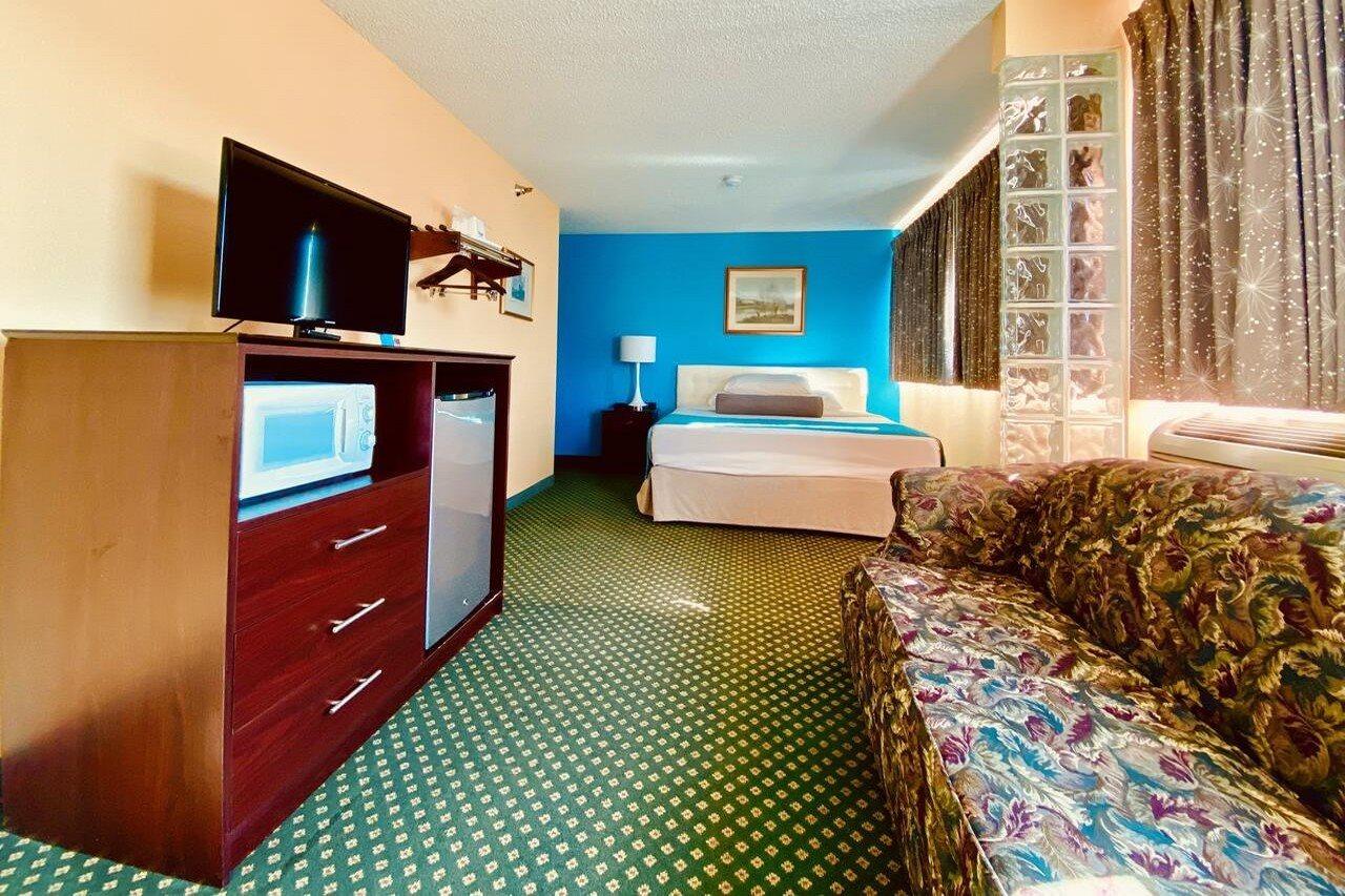 Howard Johnson By Wyndham Denver West Wheat Ridge Exterior foto